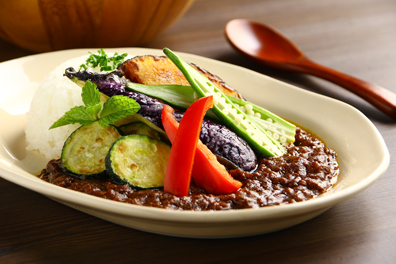 バター風味夏野菜とチキンカレー